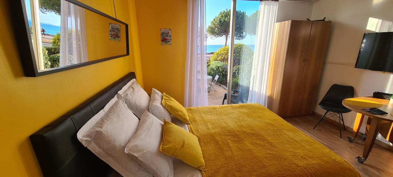 Studio De La Plage - Mer, Terrasse Et Garage Cagnes-sur-Mer Exterior foto